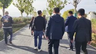 亿生殡葬集团领导带领话务部前往永安陵园参观学习